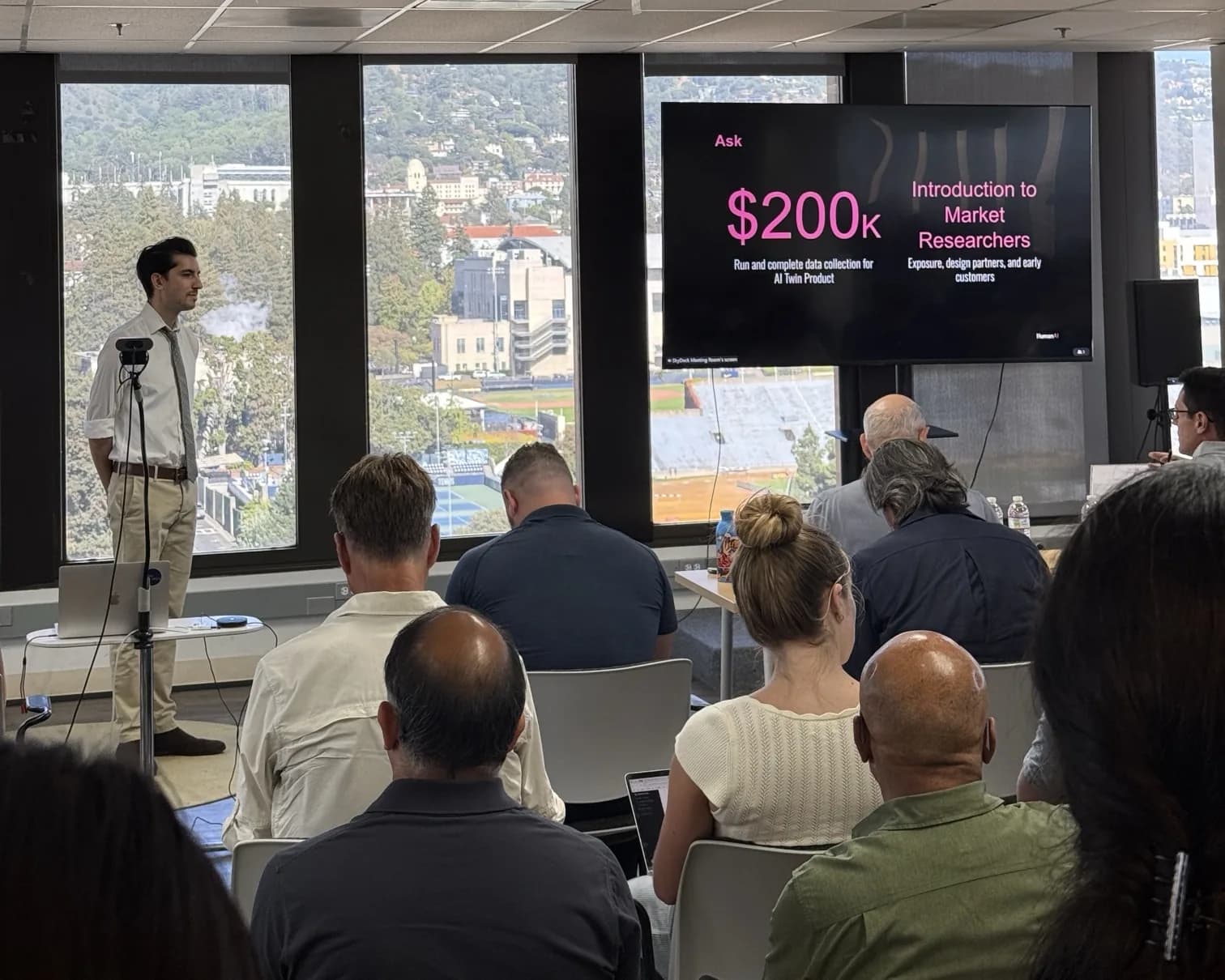 Sharif Amlani pitching HumanAI at UC Berkeley SkyDeck